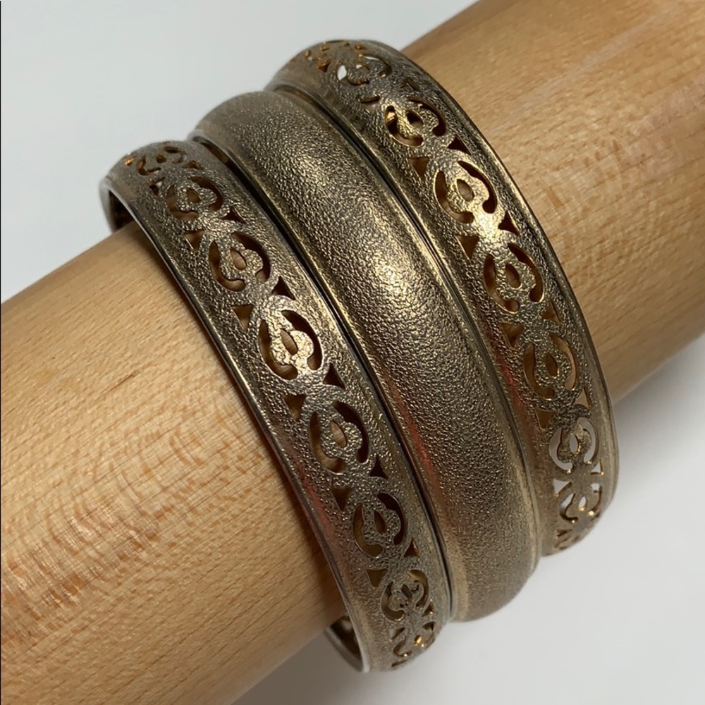 Vintage Brassy-gold Colored Bangle Bracelets